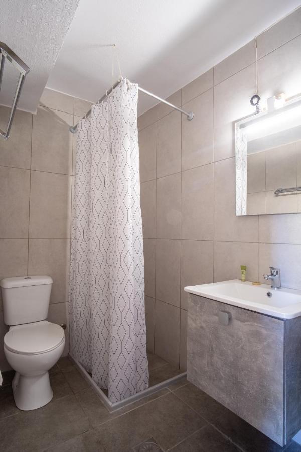 James Room Samos Town Exterior foto